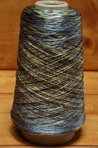 VI6072 Viscosa stampata lilla e gialla 438gr 15 ,33€ - 292gr 10,22€